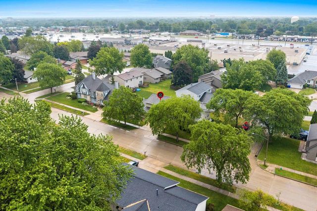 1023 W RIDGEVIEW DRIVE, Appleton, WI 54914