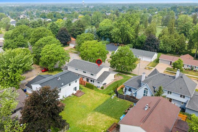 1023 W RIDGEVIEW DRIVE, Appleton, WI 54914