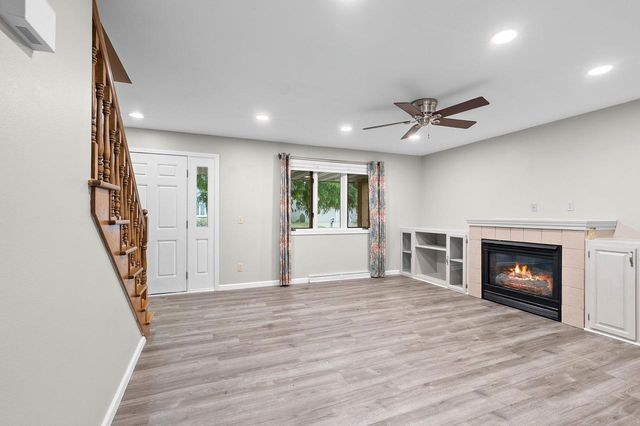 1023 W RIDGEVIEW DRIVE, Appleton, WI 54914