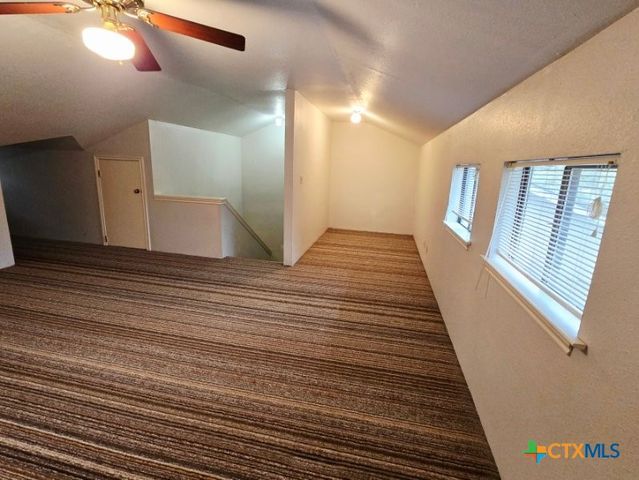 112 Country Lane, Seguin, TX 78155