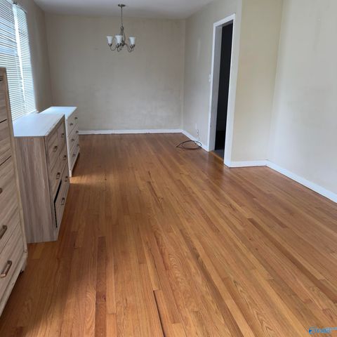 1806 Stevens Drive NE, Huntsville, AL 35801