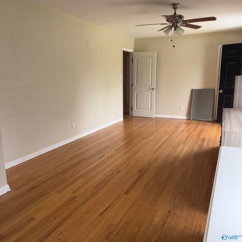 1806 Stevens Drive NE, Huntsville, AL 35801