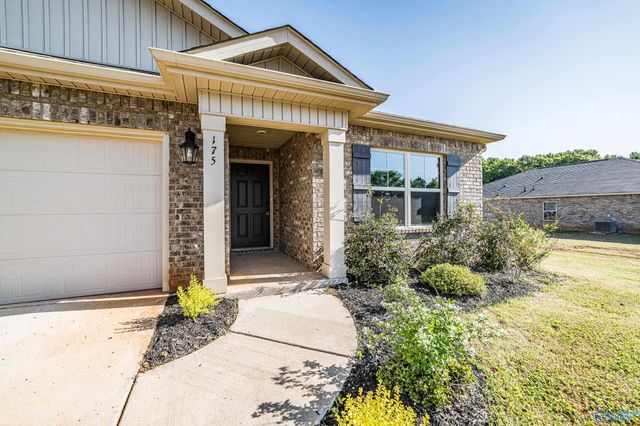175 Meadowridge Drive, Hazel Green, AL 35750