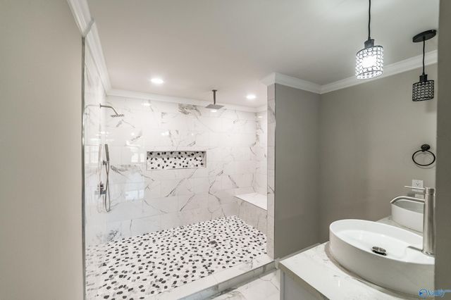 175 Meadowridge Drive, Hazel Green, AL 35750