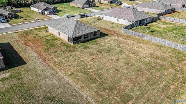 175 Meadowridge Drive, Hazel Green, AL 35750