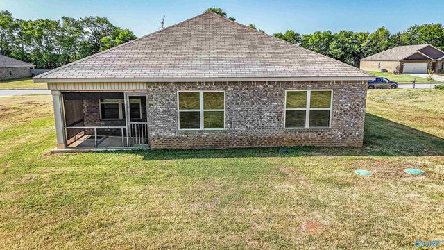 175 Meadowridge Drive, Hazel Green, AL 35750