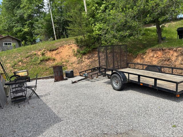 1445 State Highway 223, Flat Lick, KY 40935