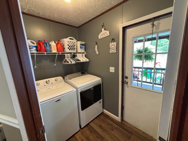 1445 State Highway 223, Flat Lick, KY 40935