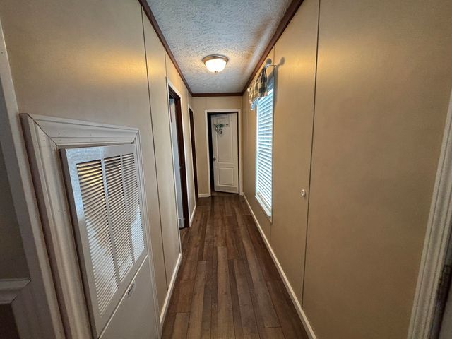 1445 State Highway 223, Flat Lick, KY 40935