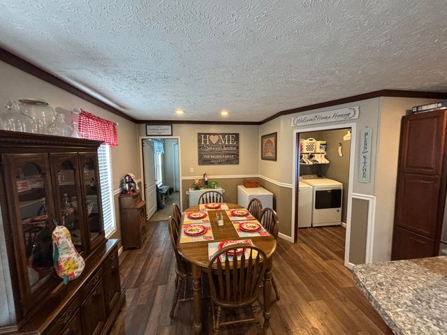 1445 State Highway 223, Flat Lick, KY 40935