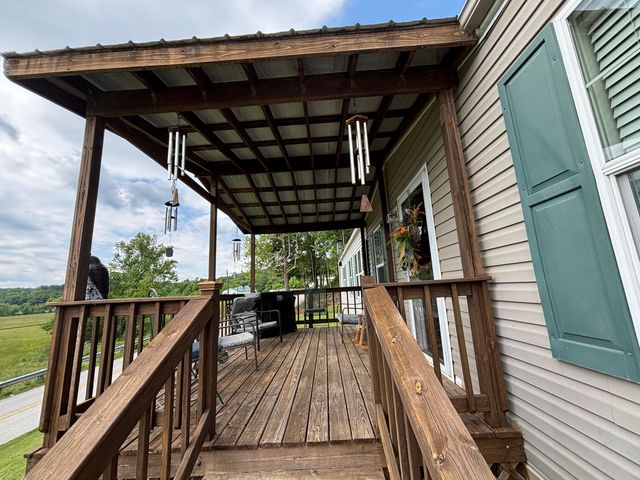 1445 State Highway 223, Flat Lick, KY 40935
