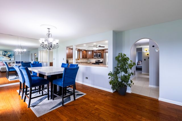 15700 Deerfield Court 2N, Orland Park, IL 60462
