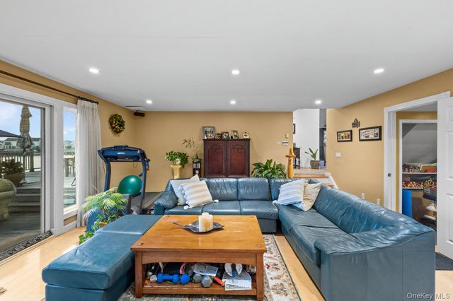 3224 Ann Street, Baldwin, NY 11510