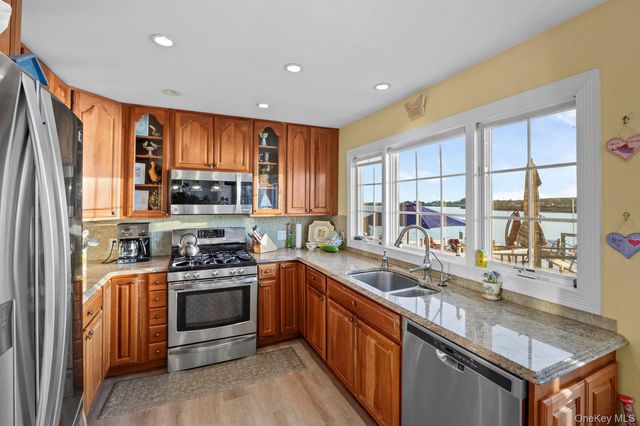 3224 Ann Street, Baldwin, NY 11510
