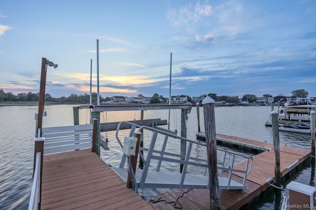 3224 Ann Street, Baldwin, NY 11510