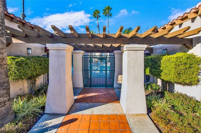 42 Abrigo, Rancho Santa Margarita, CA 92688