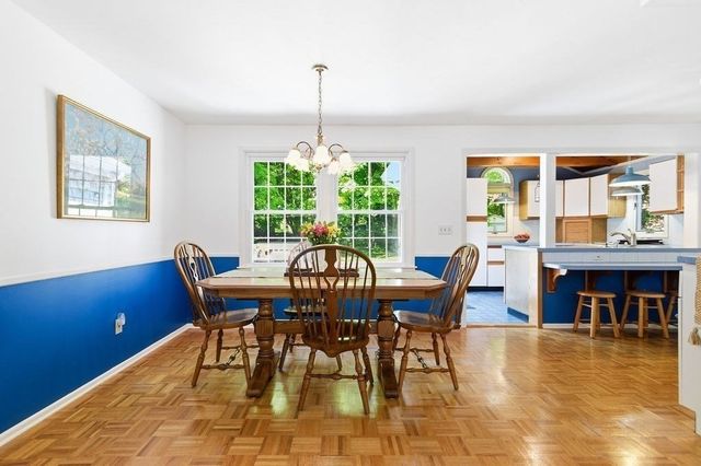 96 Sleepy Hollow Dr, Cumberland, RI 02864