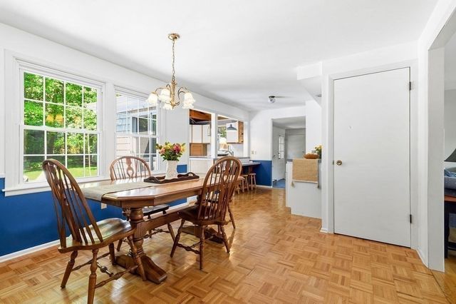 96 Sleepy Hollow Dr, Cumberland, RI 02864