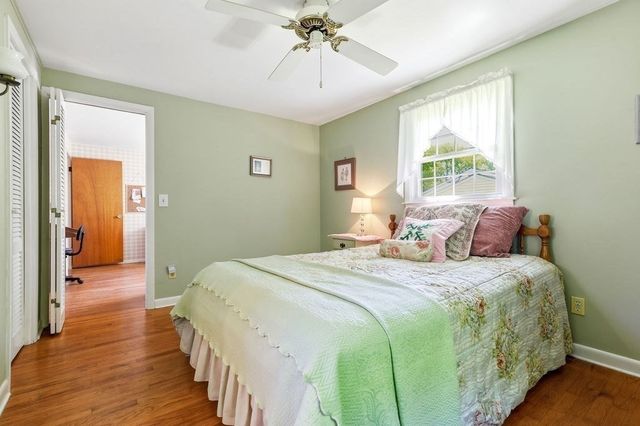 96 Sleepy Hollow Dr, Cumberland, RI 02864