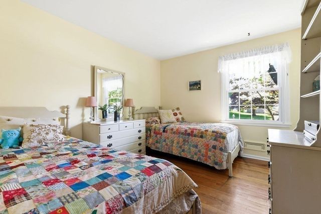 96 Sleepy Hollow Dr, Cumberland, RI 02864