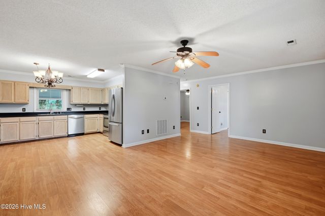 3221 Hemlock Road, Castle Hayne, NC 28429