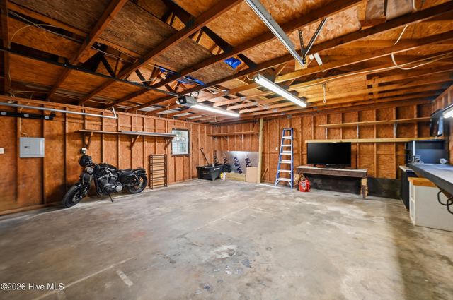 3221 Hemlock Road, Castle Hayne, NC 28429