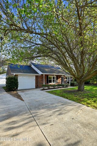 3221 Hemlock Road, Castle Hayne, NC 28429