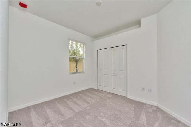 2591 vine AVE, Naples, FL 34120