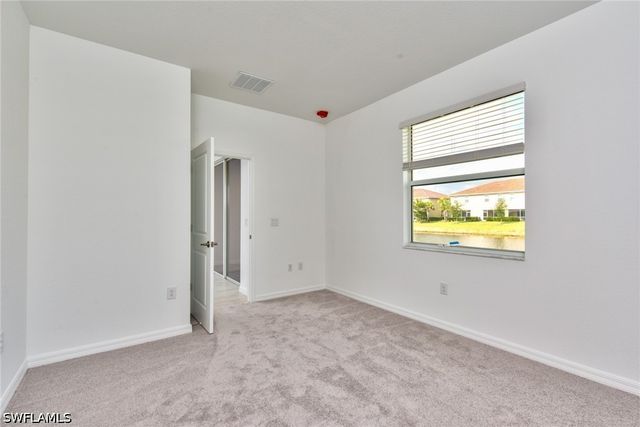 2591 vine AVE, Naples, FL 34120