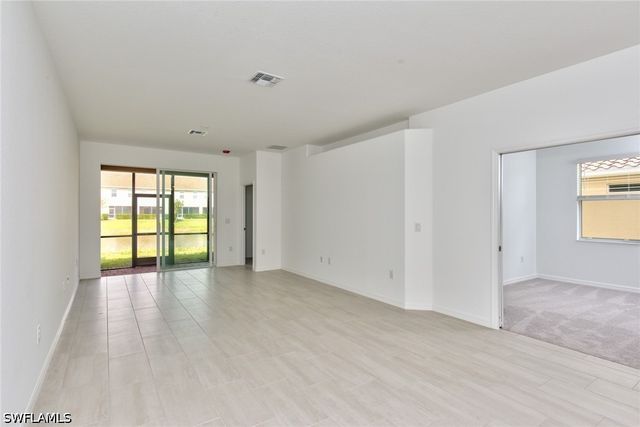 2591 vine AVE, Naples, FL 34120