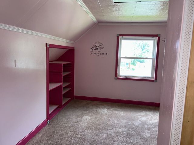 17111 Oakwood Avenue, Lansing, IL 60438
