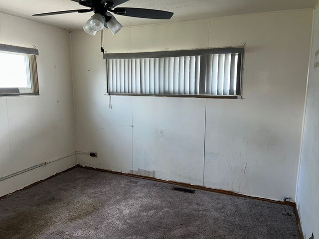 17111 Oakwood Avenue, Lansing, IL 60438