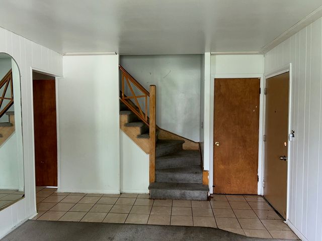 17111 Oakwood Avenue, Lansing, IL 60438