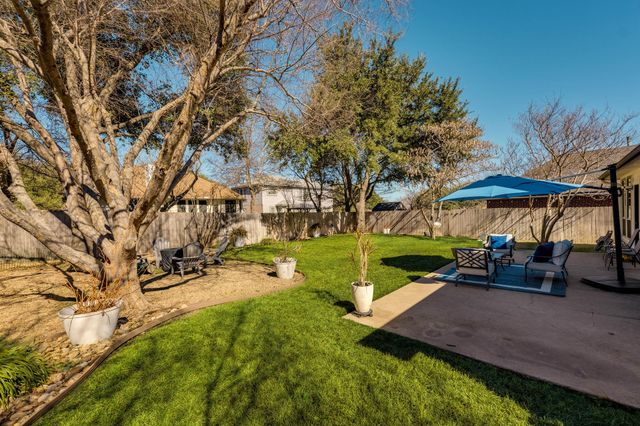 703 Ridge View DR, Leander, TX 78641