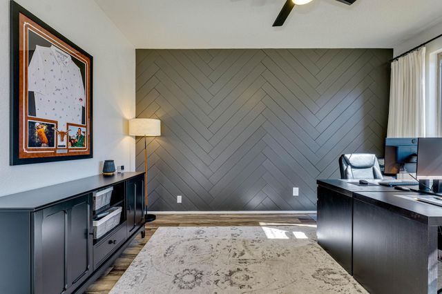 703 Ridge View DR, Leander, TX 78641