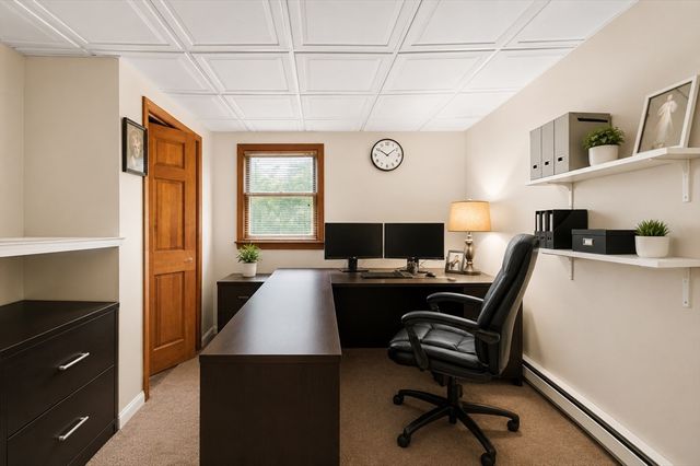 3 Harrison Ave, Lakeville, MA 02347