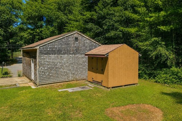3 Harrison Ave, Lakeville, MA 02347