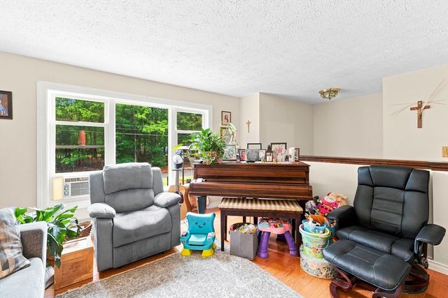 3 Harrison Ave, Lakeville, MA 02347