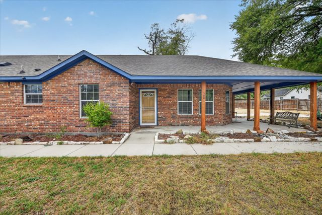3001 Caddo Trail, Lake Worth, TX 76135