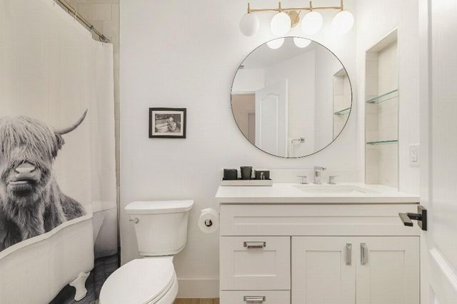 15 Commodore Pl, Palm Beach Gardens, FL 33418