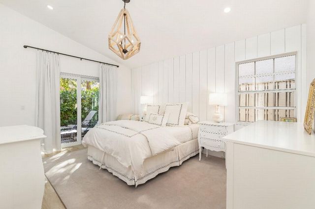 15 Commodore Pl, Palm Beach Gardens, FL 33418