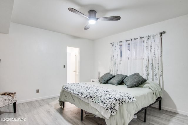 7050 E Calle Canis, Tucson, AZ 85710