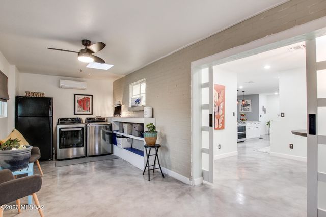 7050 E Calle Canis, Tucson, AZ 85710