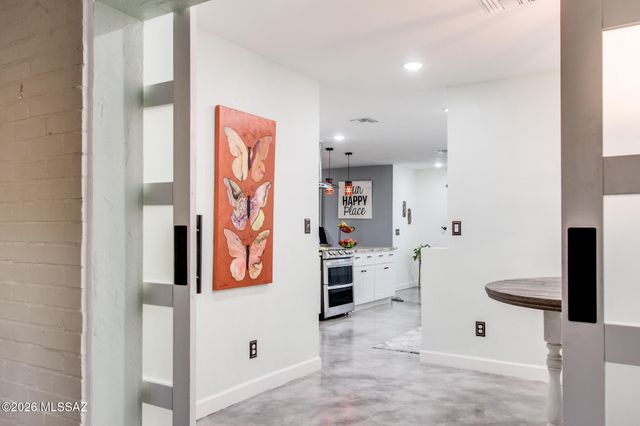 7050 E Calle Canis, Tucson, AZ 85710