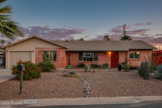 7050 E Calle Canis, Tucson, AZ 85710