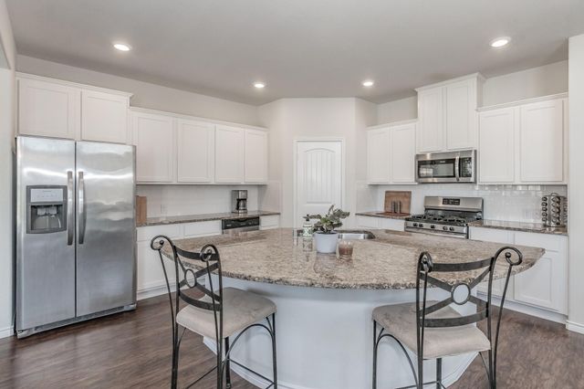 2444 Evening Stone Drive, Little Elm, TX 76227