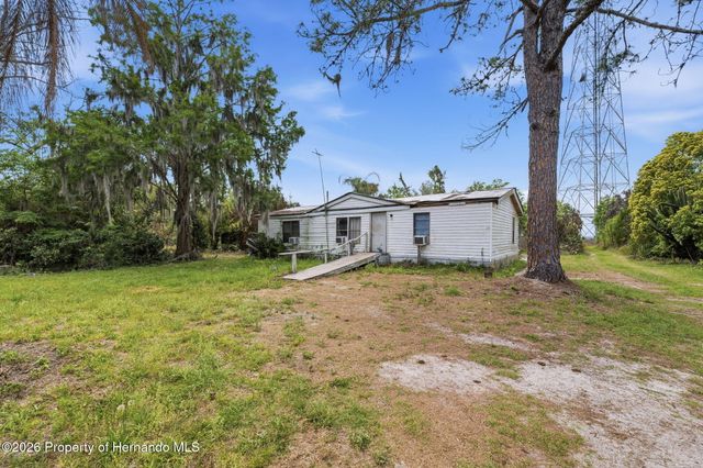 4267 Neff Lake Road, Brooksville, FL 34601