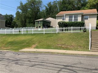 1824 Greenleaf St, Mt Washington, PA 15211