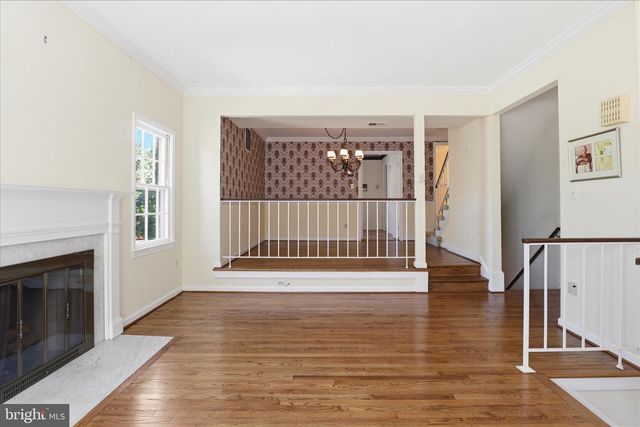 2701 FRANKLIN CT, Alexandria, VA 22302