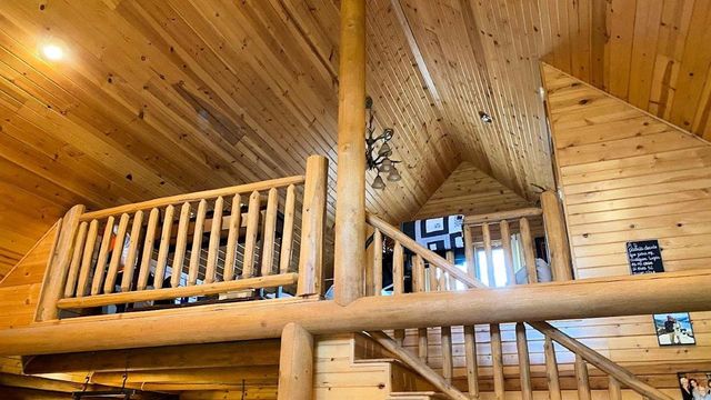 N6211 Cedar Cove Lane, Oxford, WI 53952